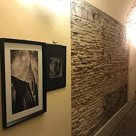 Hostly - Garden House Near The Tower - Historical House With Private Garden * Pisa